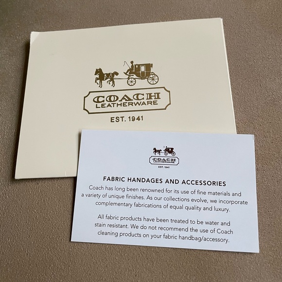 Authentic Coach Zip Top Tote - Picture 6 of 6